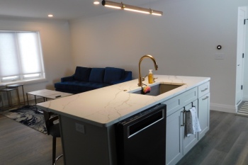 contemporary-custom-design-home-remodeling-Troy-MI-thumb_DSCN0191_1024