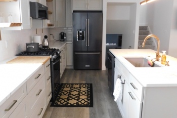 contemporary-custom-design-home-remodeling-Troy-MI-thumb_DSCN0194_1024