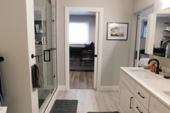contemporary-custom-design-home-remodeling-Troy-MI-thumb_DSCN0215_1024