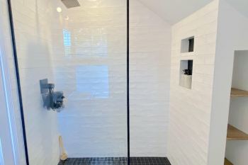small-master-bathroom-remodeling-Ferndale-Michigan-3
