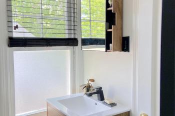 small-master-bathroom-remodeling-Ferndale-Michigan-5