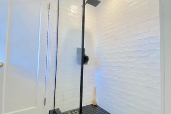 small-master-bathroom-remodeling-Ferndale-Michigan-6