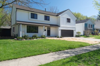 napa-style-farmhouse-home-design-Ann-Arbor-MI-BA63496